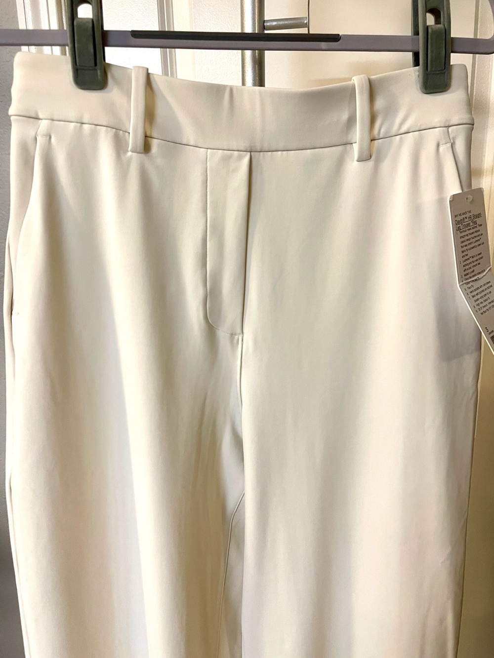 Lululemon $150 Tailored stretch Winter white / Beige Dress Pants S NWT